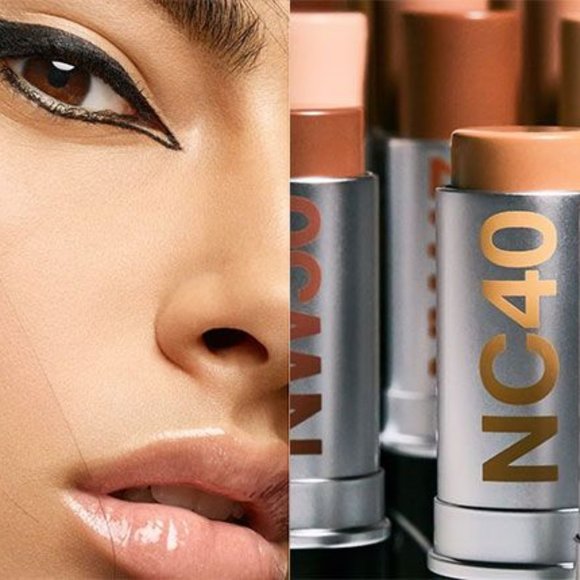 SET of 2 MAC NC25 Foundation Stick Studio Fix 24 hour NIB - Picture 5 of 6